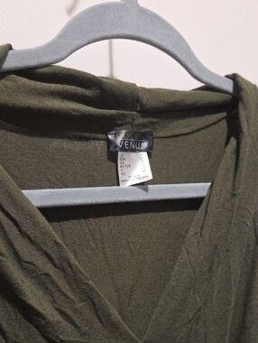 VENUS Olive Wrap V-Neck DRESSES. (2)